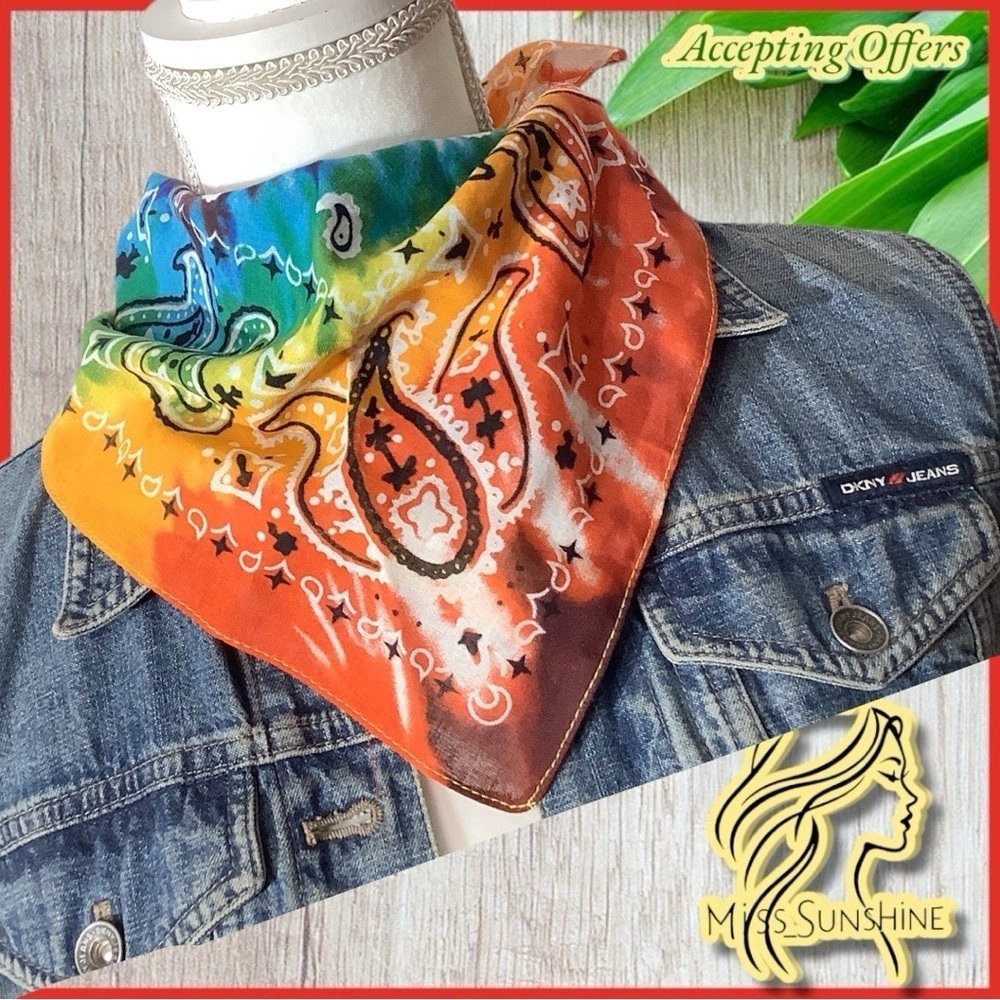 Paisley pattern - sharp - fresh - clean - Multicolor - Bandana - 100% cotton